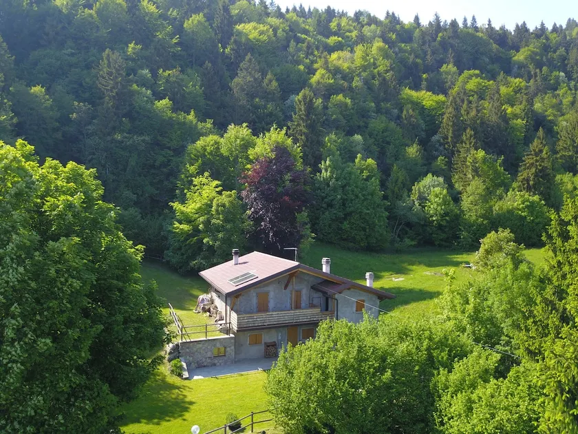 Walking's House Mountain Lake Iseo Hospitality - Image 1