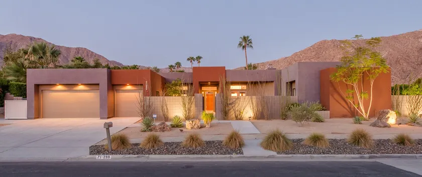 Stunning Palm Springs Area Home - Image 1