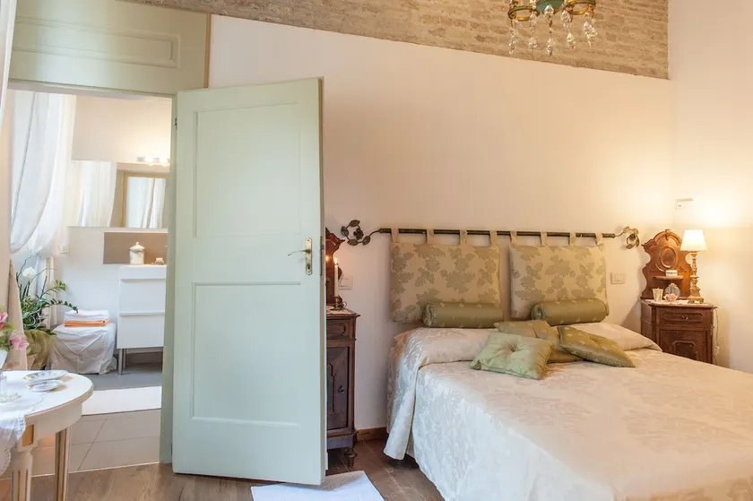Elegant two-room ”Anita” in Via XX Settembre 87 - Image 1