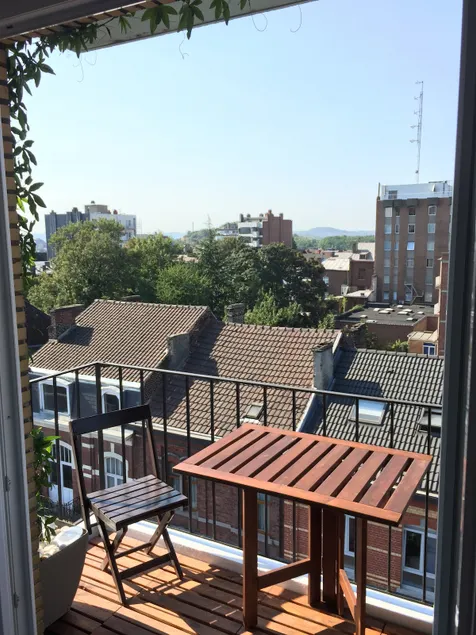 Top Floor with Balcony & Elevator 2 Bedrooms 4 People - Image 1