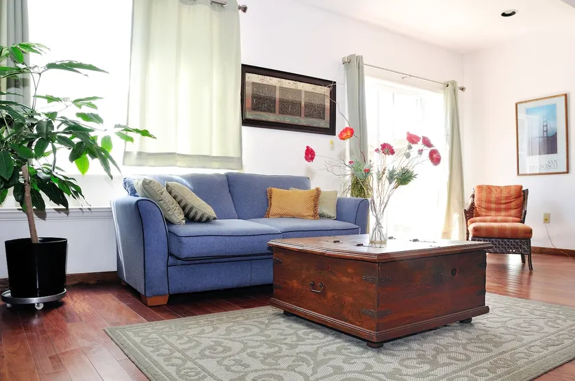 Charming suite in West Portal area - Image 1
