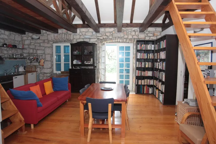 Beautiful Stone House with Garden - Image 1