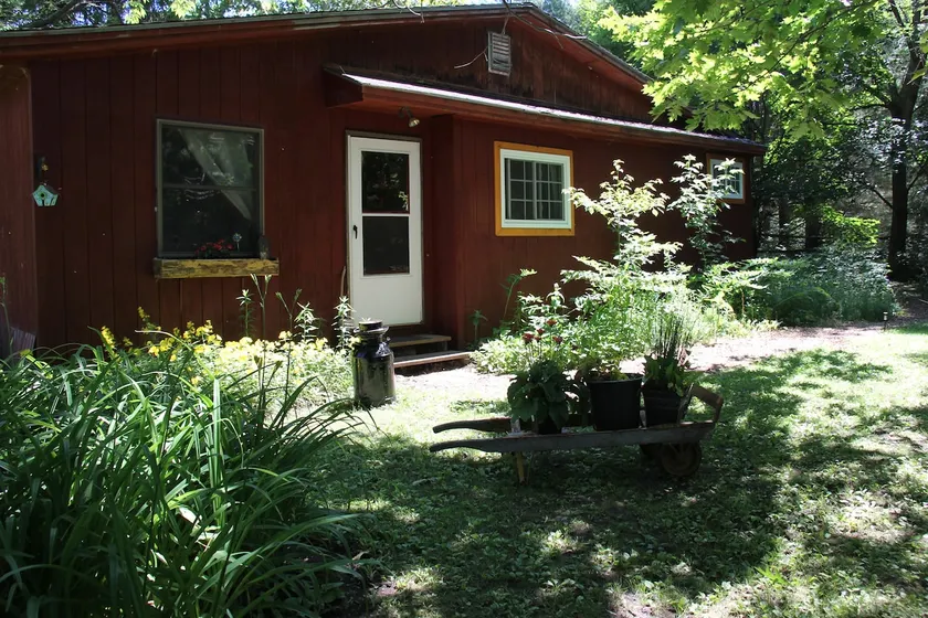 Riverside Cottage - Image 1