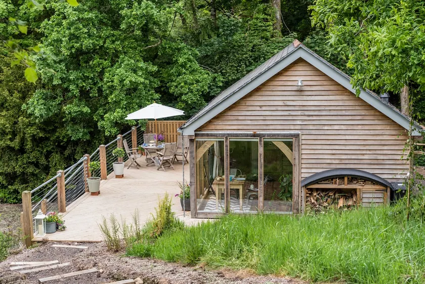 The Old Chicken House, Otterhead Lakes ¦ Hottub - Image 1
