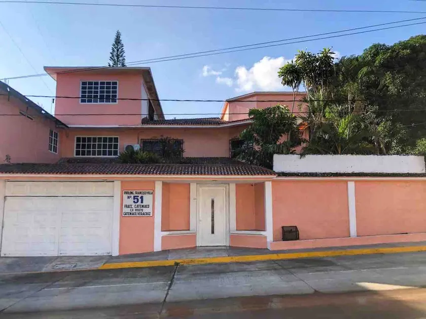 House for 24 people. Air conditioning. Casa Marti - Image 1