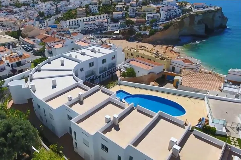 Oasis Praia Carvoeiro Bay - Image 1