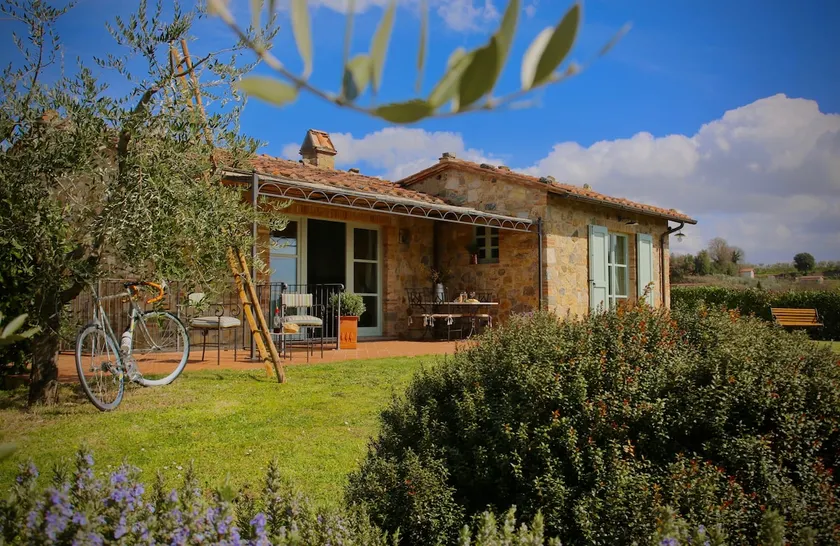 La Casina della Quercia, Your Tuscan Oak Tree House - Image 1