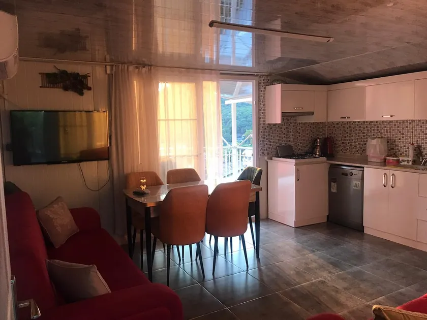 Kadriye's House - Image 1