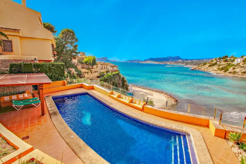 Villa El Portet Strand. 150m. fra stranden med smuk (opvarmet) swimmingpool - Image 1