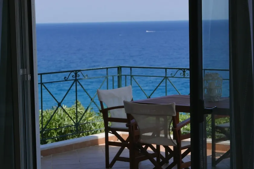 Evia Island - Aegean Sea all seasons beach house - Image 1