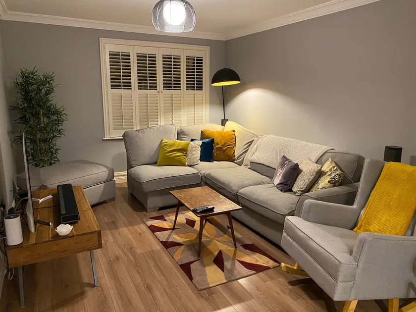 Gleanntan House - Beautiful Town House with Free parking - Image 1