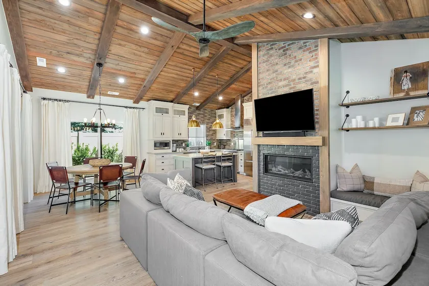 New Mountain Modern Guesthouse. - Image 1