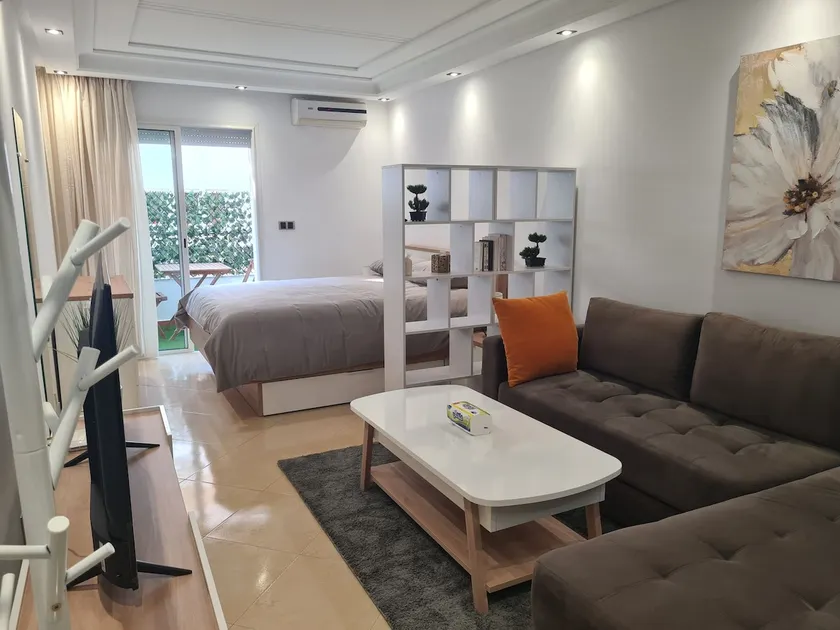 Beautiful luxury studio, Top Location - Image 1