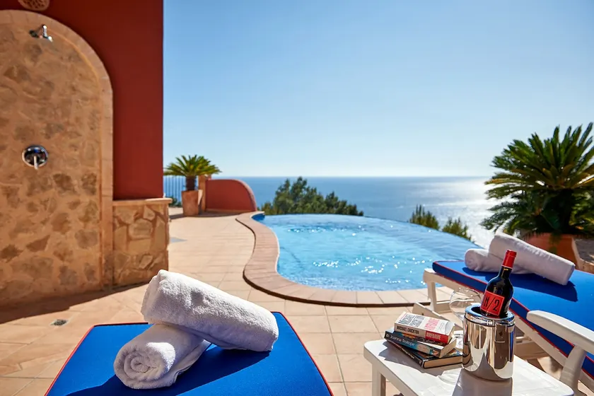 Las Escaleras – Villa DEKA – Sea View/Pool 2 Persons - Image 1