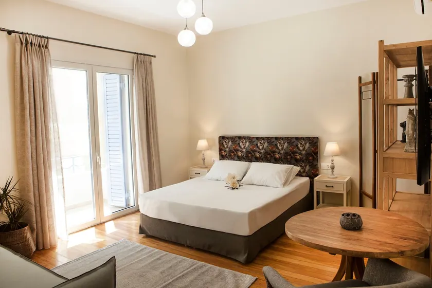 Dreamy Flat with Balcony in Pangrati - Image 1