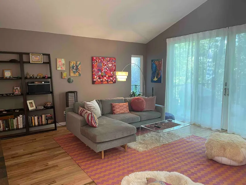 Peace of Nature Quiet Retreat Home - Image 1