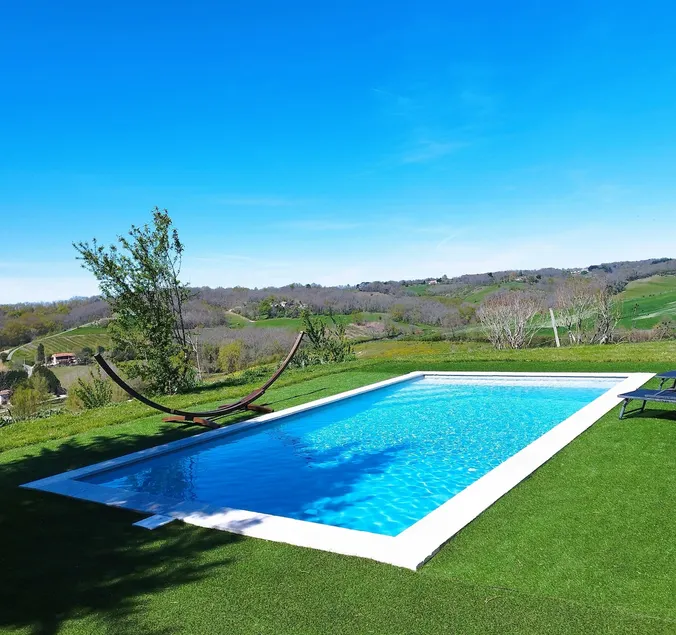 Peaceful oasis where calm and serenity reign. - Image 1