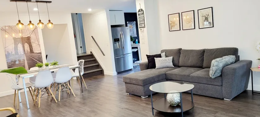 Shalom - Modern Spacious Home, 4BR + 4Beds + 3BA - Image 1