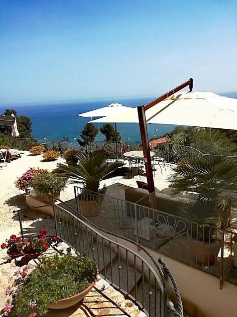 Villa Rita – an amazing house by the sea - Image 1