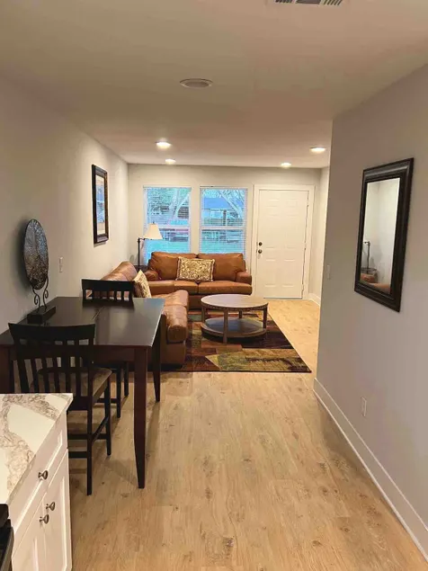 Beautiful New Single Level Apartment Home-3503 - Image 1