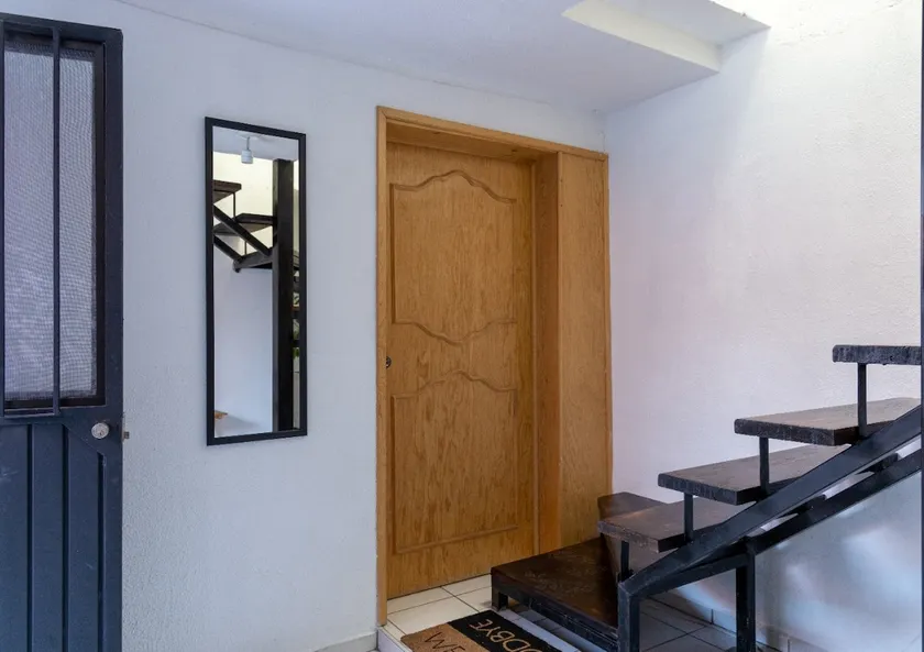 Eclipse Entire House, spacious rooms - Image 1