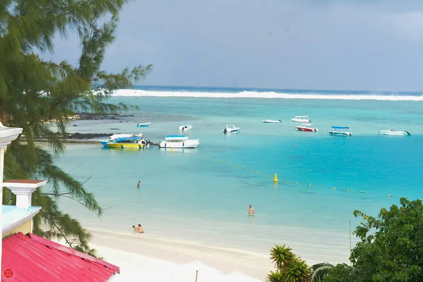 Bluebay Bungalow - Image 1