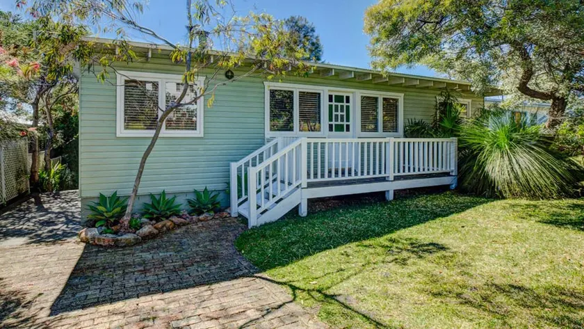 Calypsos Cottage at Hyams Beach - Image 1