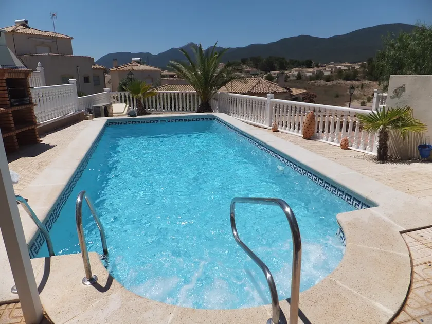 Lemon Tree - 2 bed apartment with private pool - Image 1