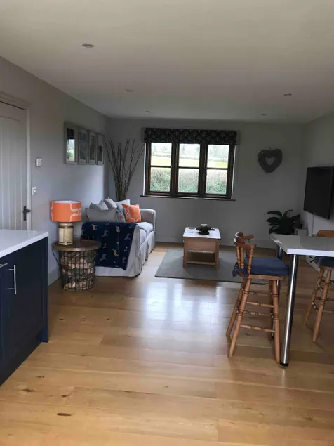 Elmdene, Rural Retreat - Image 1