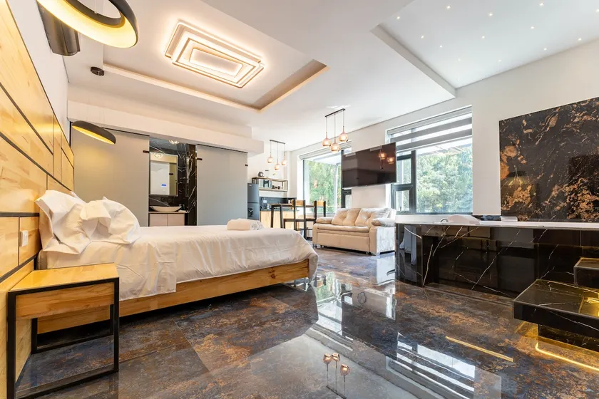 Suite, Priv Hot Tub, Poblado Heart, Nature & Views - Image 1