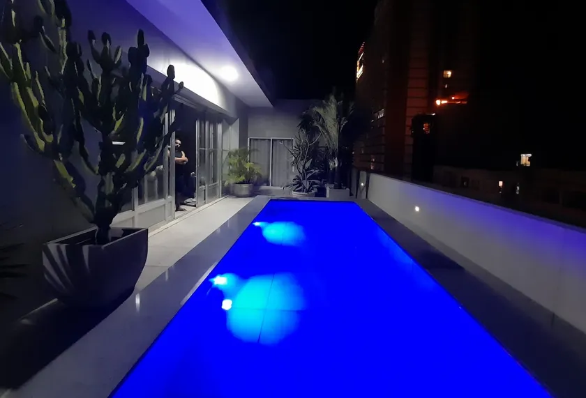 Copacabana Duplex Penthouse 4 en-suites - Image 1