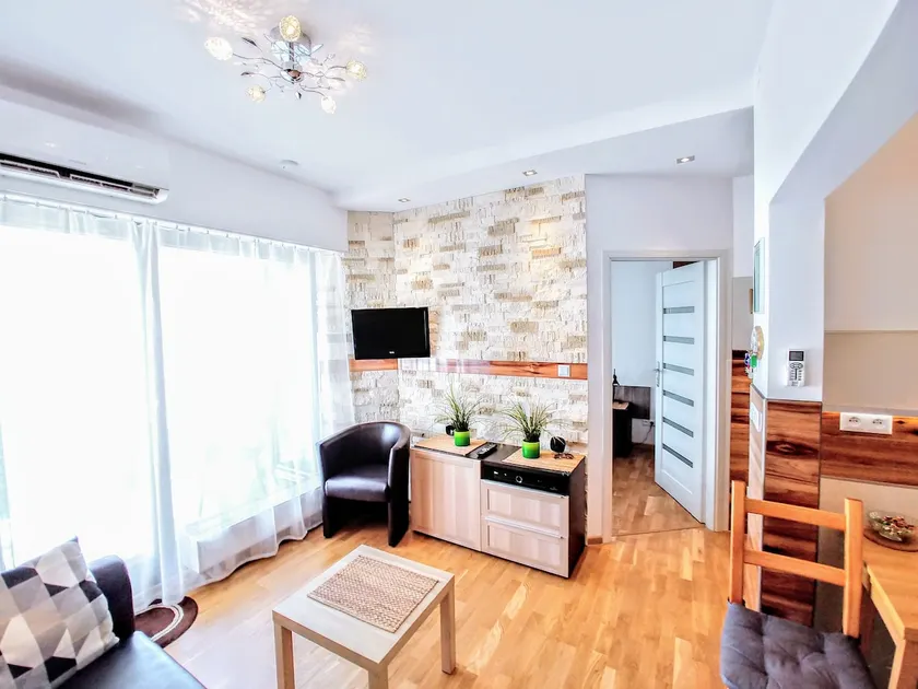Wilanow Apartment - Image 1