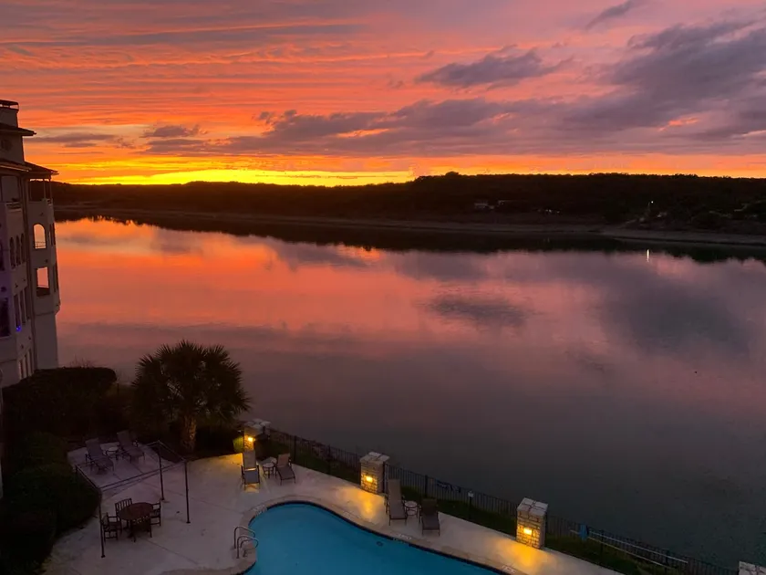 Lakefront Mission Amore on Island @ Lake Travis - Image 1