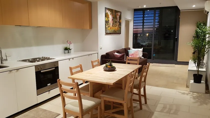 2BEDS Melbourne Central|Crown Casino|Colin|S Cross - Image 1