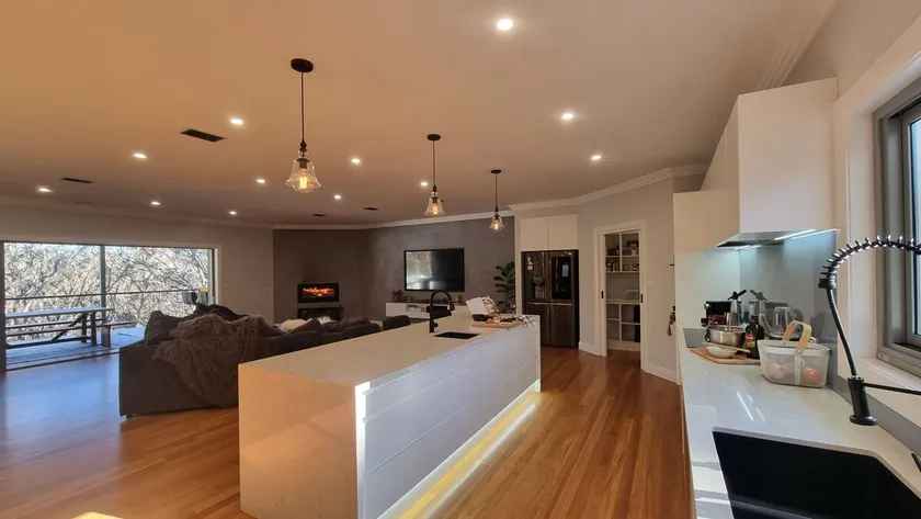 Luxury Blue Mountains | 7BR | Private Cinema - Image 1