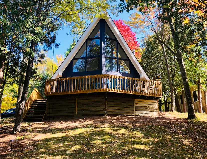 North Blue Lake Escape - A Waterfront Oasis - Image 1