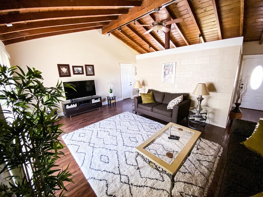 Home Away From Home, Los Angeles, Orange County - Image 1