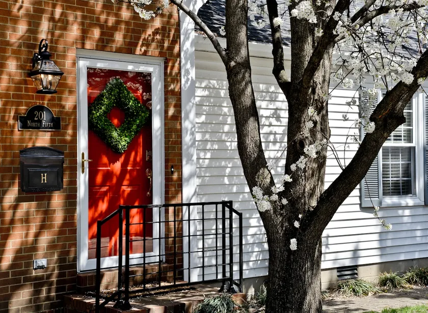 Luxueux Location 2BR / 2Bath au centre-ville Bardstown, au cœur de Bourbon Country - Image 1