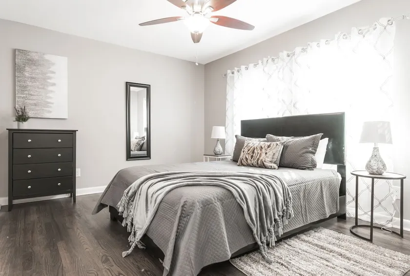 Chic OneBedroom @ the Best VaHi/Midtown Location - Image 1