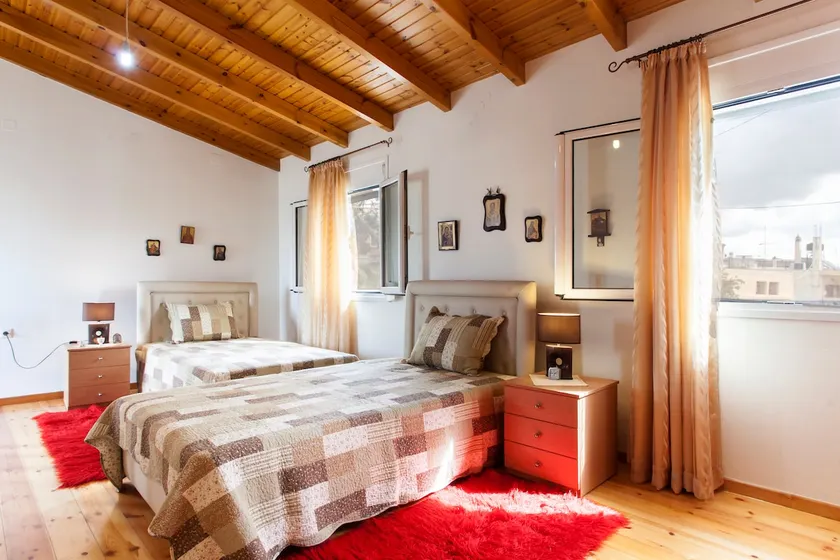 Renovated Traditional house with Wooden floor - Image 1