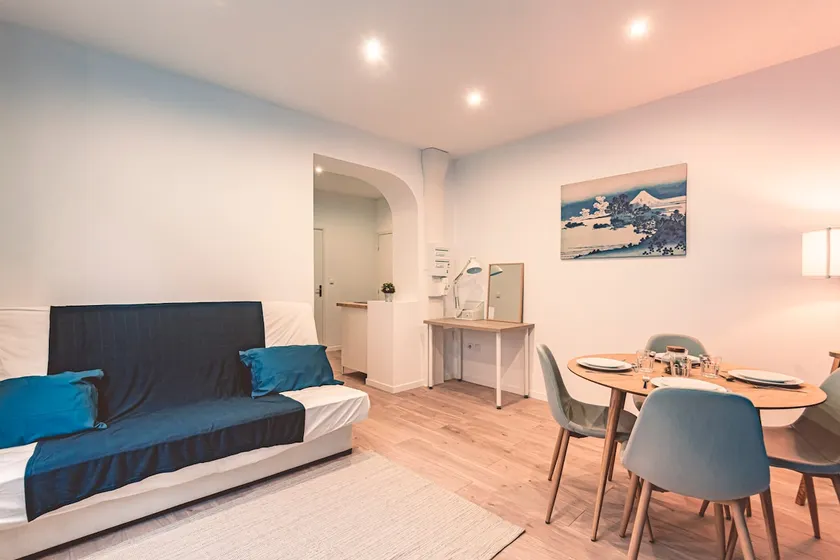 Bright and comfortable 1 bedroom, 10 minutes from the Basilica - Image 1