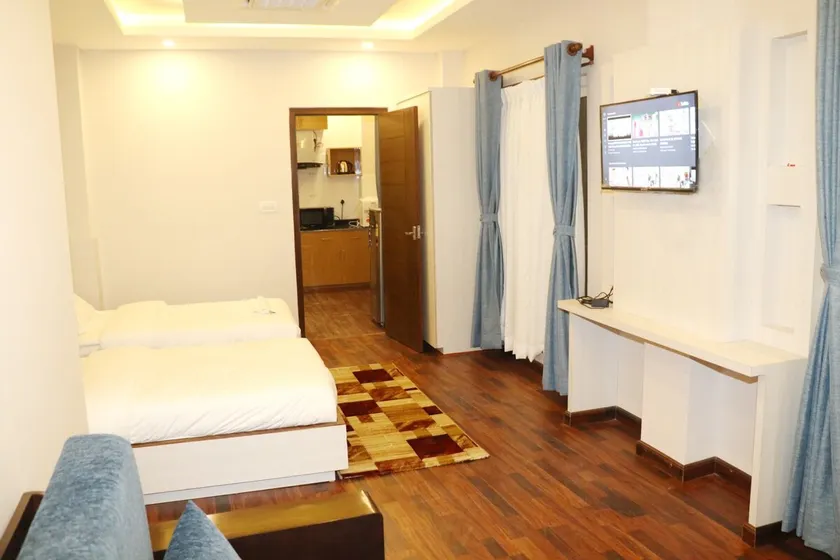 Nepal Apartment - Image 1
