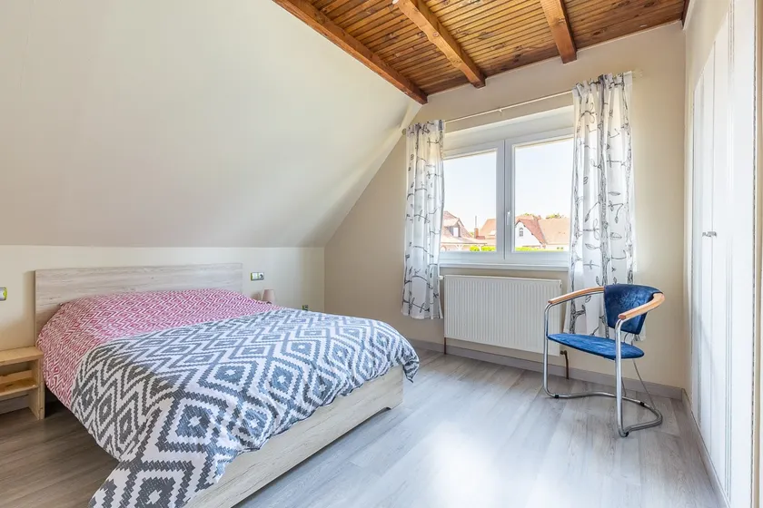 Private apartment in house - Image 1