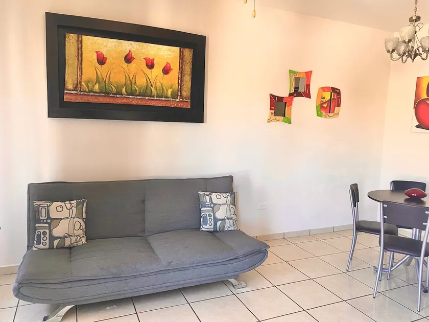 In the heart of La Paz, 5 blocks from the pier - Image 1