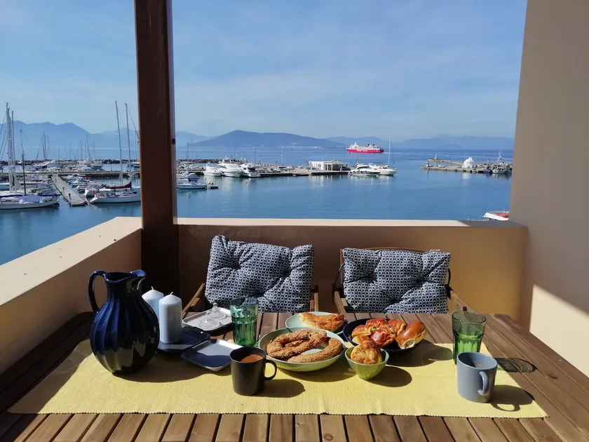 Aegina Port Apt 2-Διαμέρισμα στο λιμάνι της Αίγινας 2 - Image 1