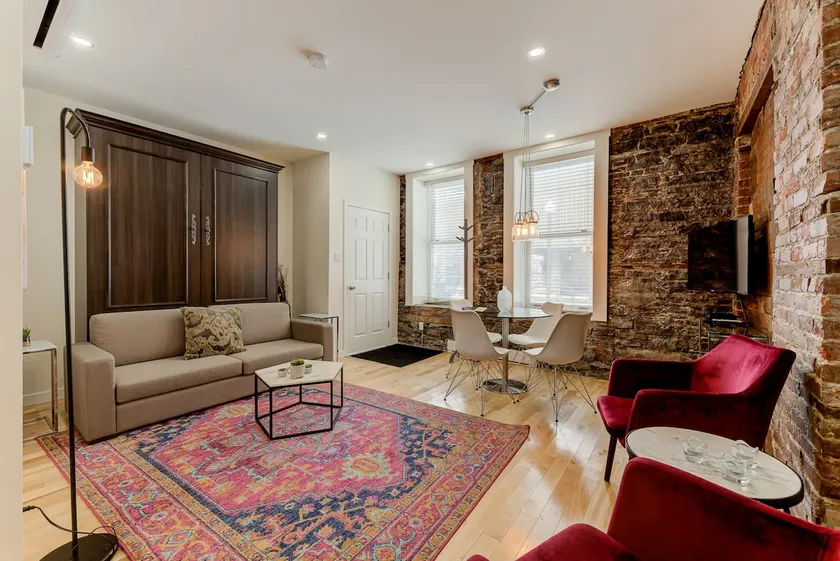 APARTMENT FACING THE PLAINS (LE SAINT-LAURENT) - Image 1