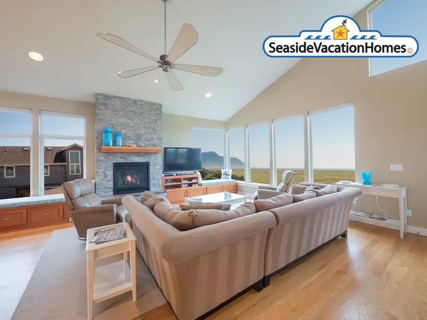 Modern Marvel at Gearhart Beach - Ocean Front - Image 1