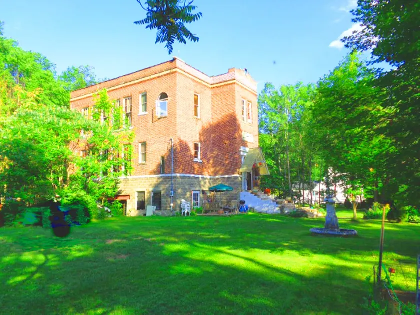 Historic Schoolhouse, River, Retreat, Music Studio - Image 1