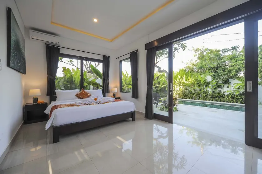 4BR Family Villa Rindik Rice Field Near Harbor - Image 1