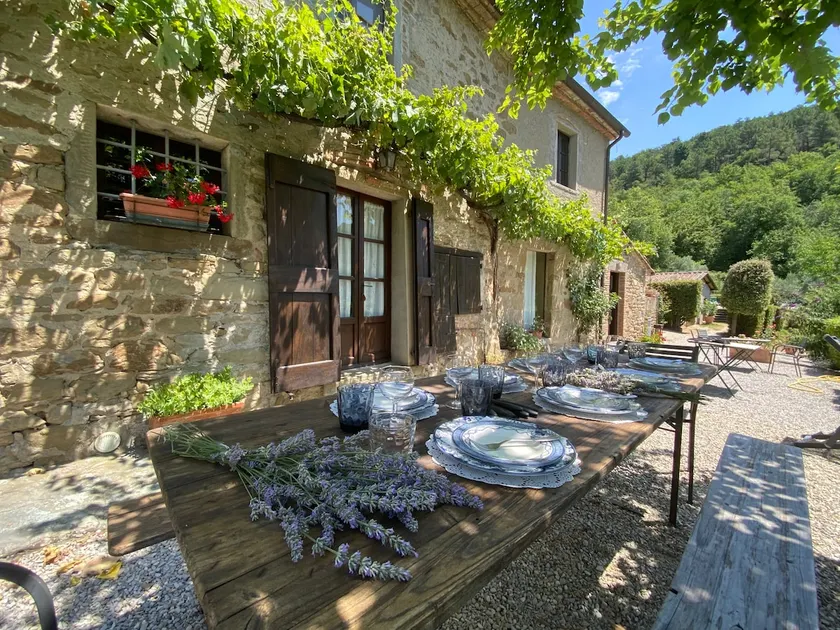 Borgo Elena - Image 1